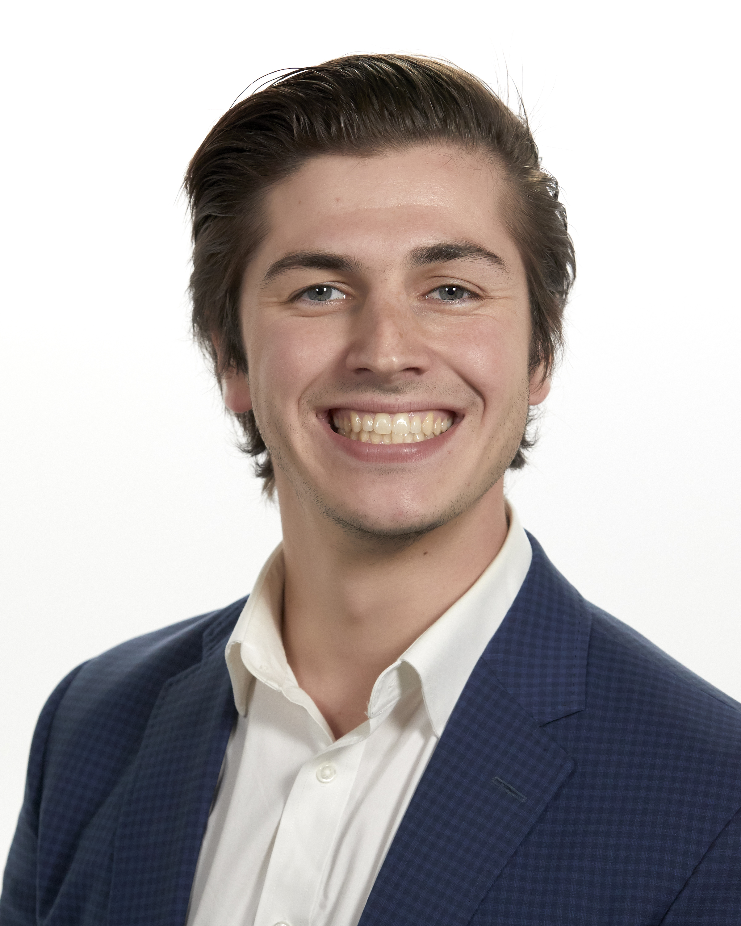 Cloud Chasers – DREAM BIG